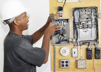 What Will Commercial Electricians Be Like In the Coming Years